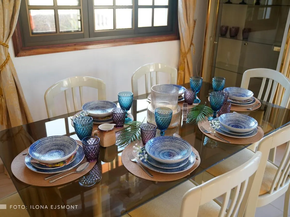 Villa Sally 阿德耶